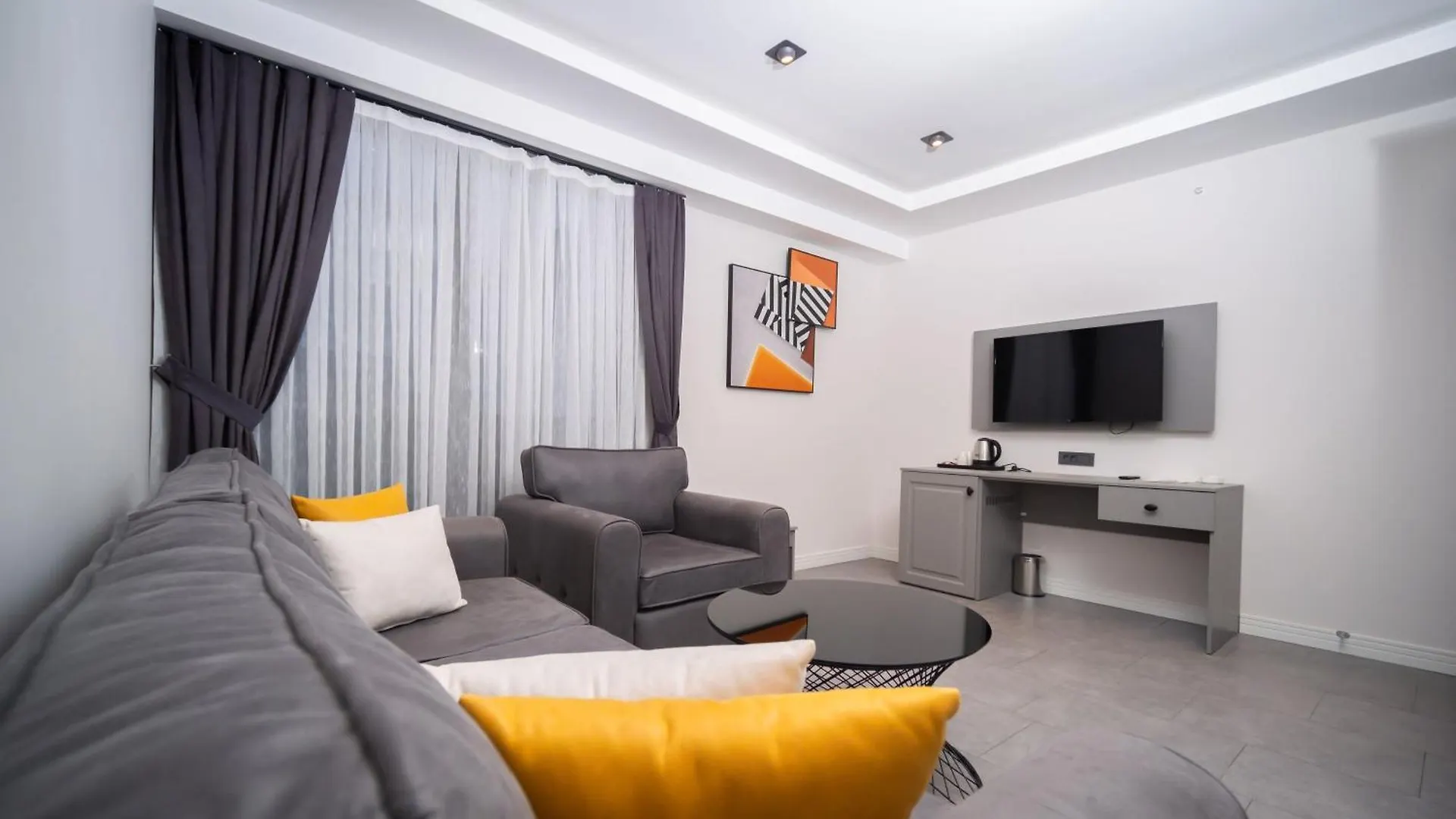 Alion Hotel Izmir 3*,